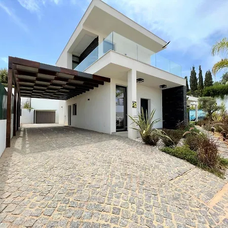 Amazing With Pool By Homing Villa Portimão